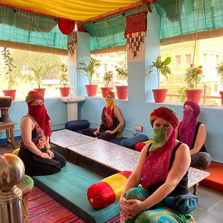 Blue Eye Hostel Джайсалмер Екстер'єр фото
